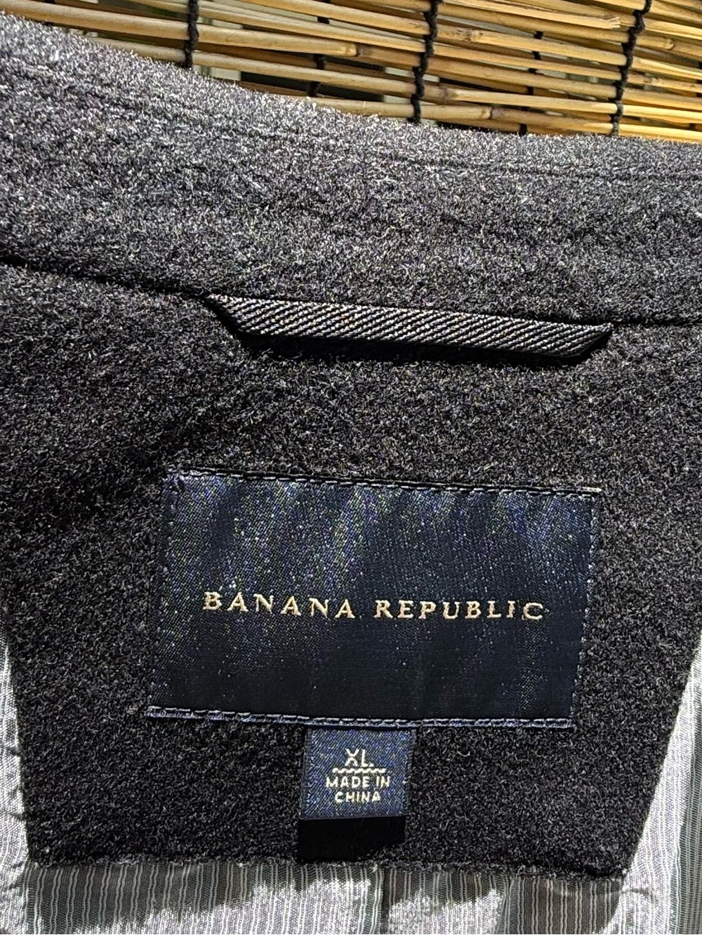Banana Republic Black Wool-Blend Coat with Lined Interior Sz XL - Picture 7 of 16